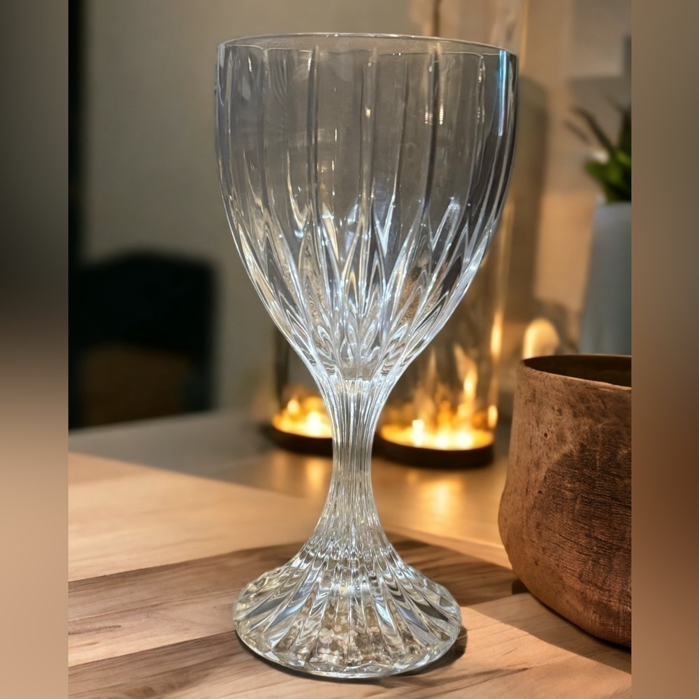 Vintage but New crystal Park lane wine glass Mikasa retired pattern
